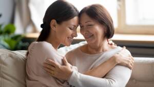 Cómo acompañar emocionalmente a quien atraviesa un diagnóstico de cáncer de mama 
